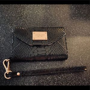 MK wristlet wallet